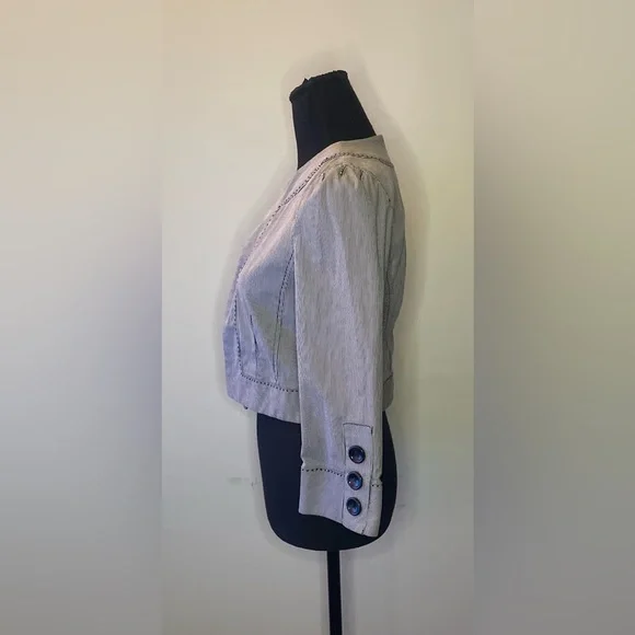 Loft- Black and white striped‎ blazer formal cover up 
Size 4 - Picture 2 of 4